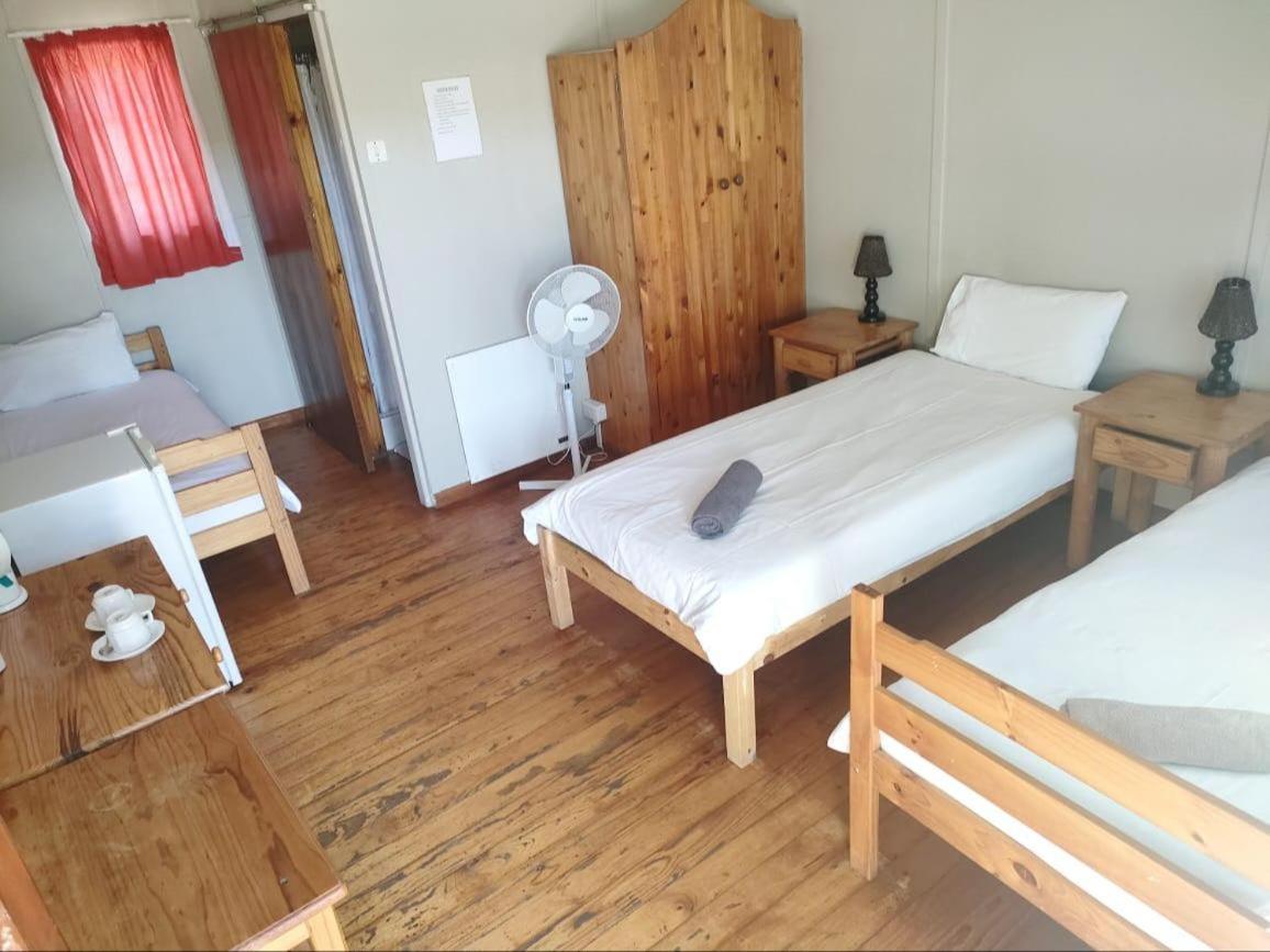 Blue Mountain Farm Lodge, Cabins & Cottages Swellendam Chambre photo