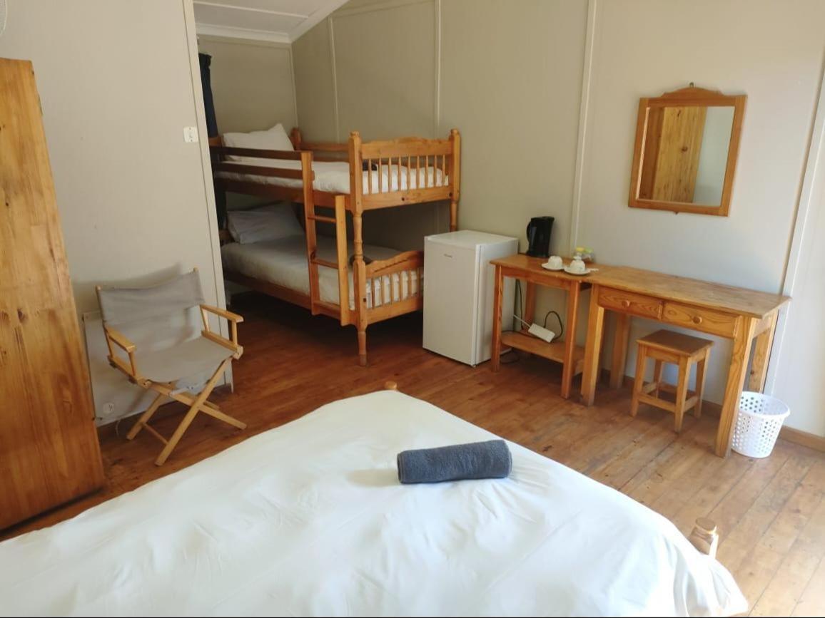Blue Mountain Farm Lodge, Cabins & Cottages Swellendam Chambre photo